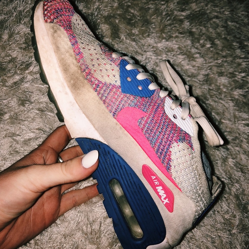 Tennis Shoes (Nike Air)